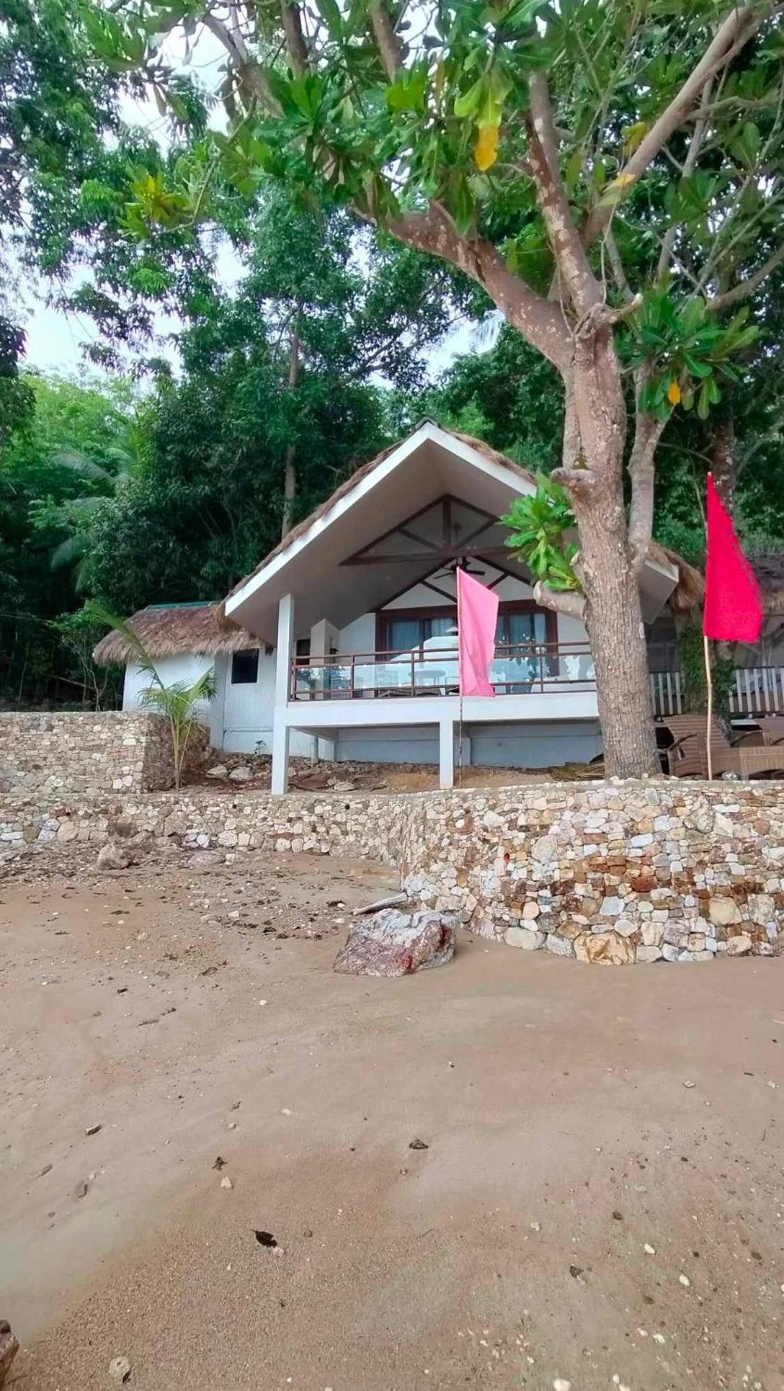 Alam Indah Beach Resort バスアンガ エクステリア 写真